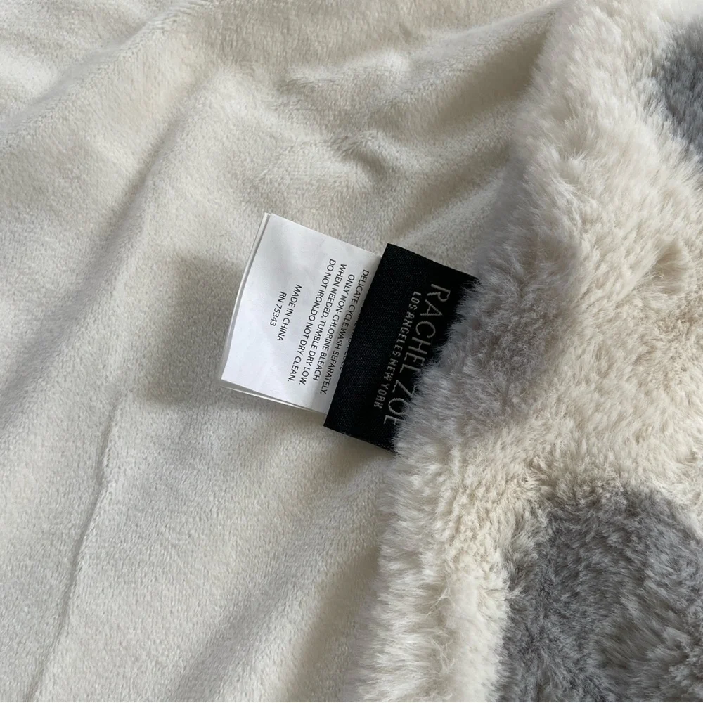 Rachel Zoe Heart Patterned Throw Blanket